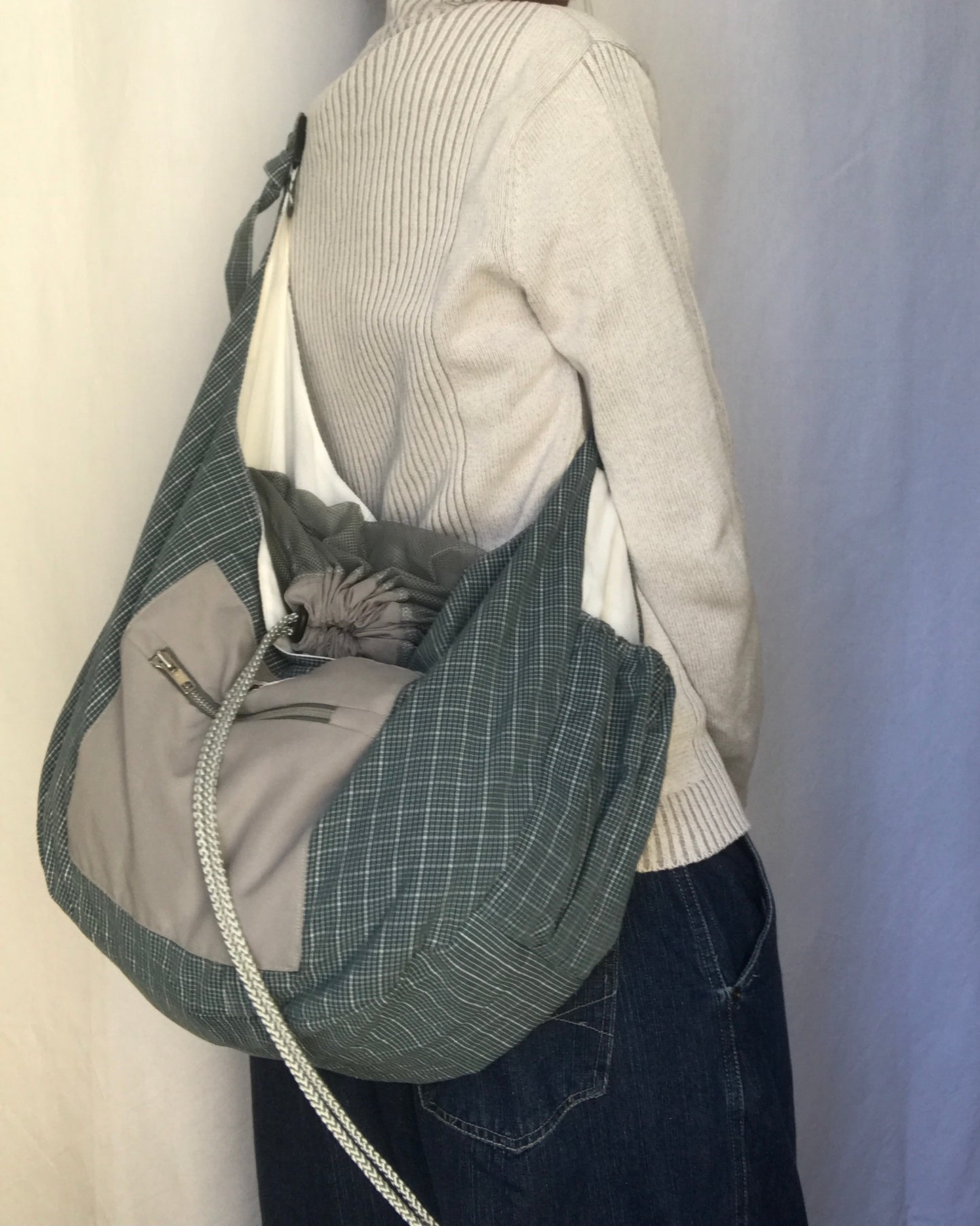 Crossbody Bag à carreaux vert et gris