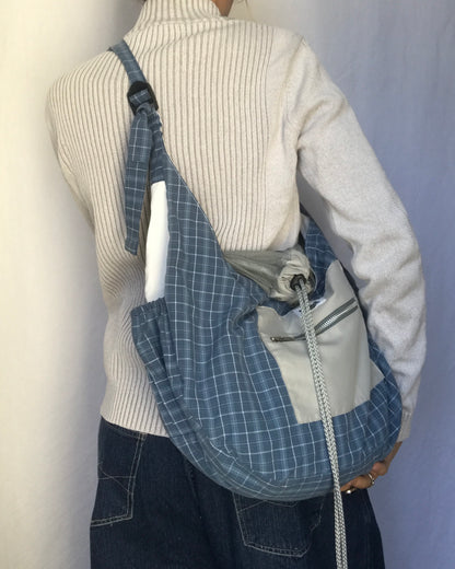 Crossbody Bag à carreaux bleu et gris