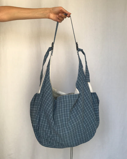 Crossbody Bag à carreaux bleu et gris