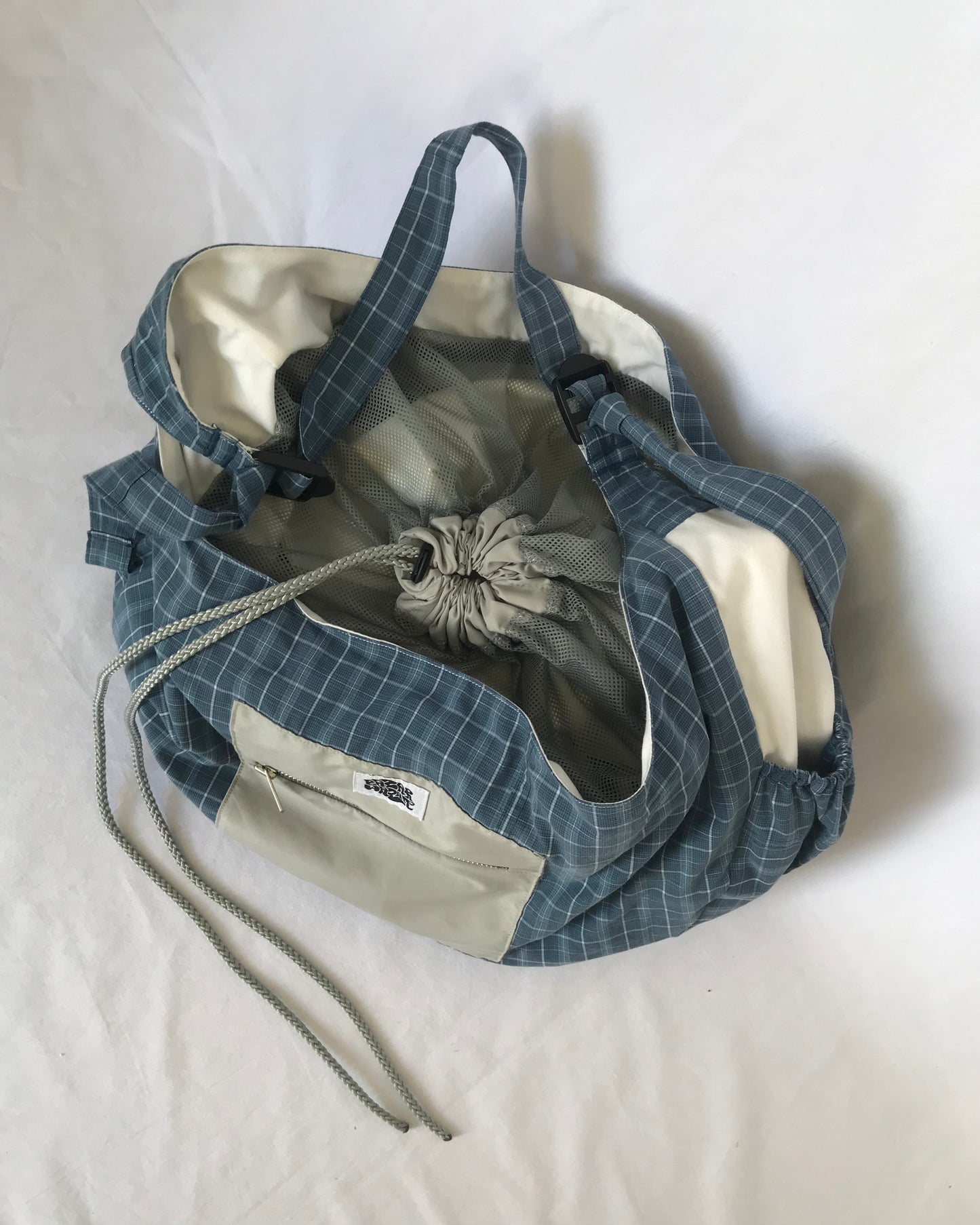Crossbody Bag à carreaux bleu et gris